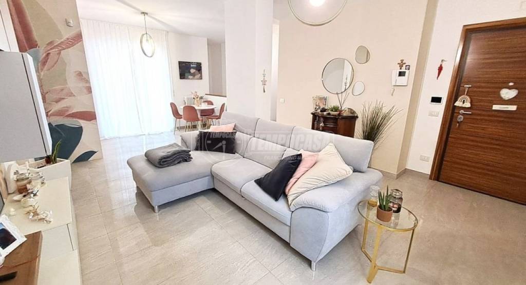 appartamento in vendita ad Adelfia in zona Canneto