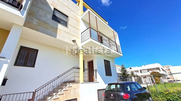 appartamento in vendita ad Adelfia