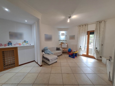 appartamento in vendita ad Adelfia