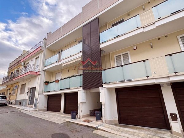 appartamento in vendita ad Adelfia