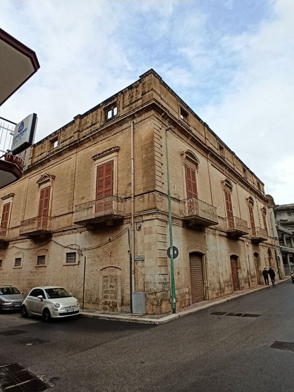 casa indipendente in vendita ad Adelfia