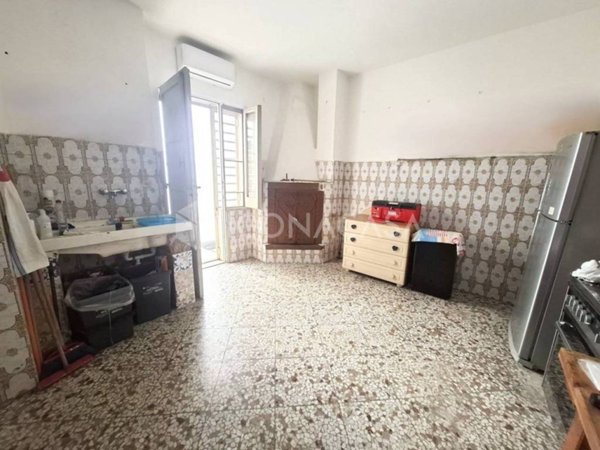 casa indipendente in vendita ad Adelfia in zona Canneto