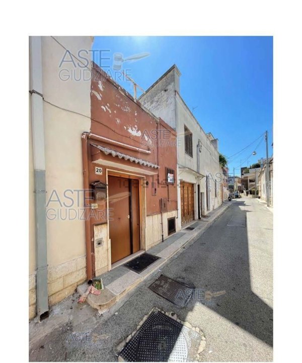 appartamento in vendita ad Adelfia