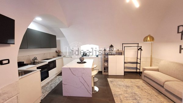 appartamento in vendita ad Adelfia