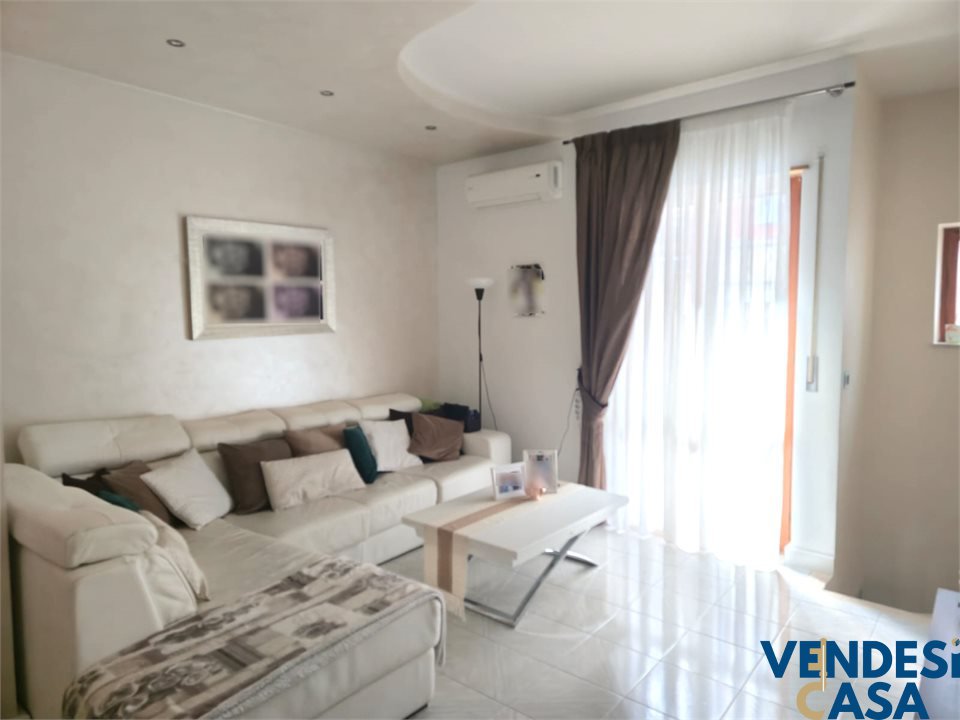 appartamento in vendita ad Adelfia in zona Canneto