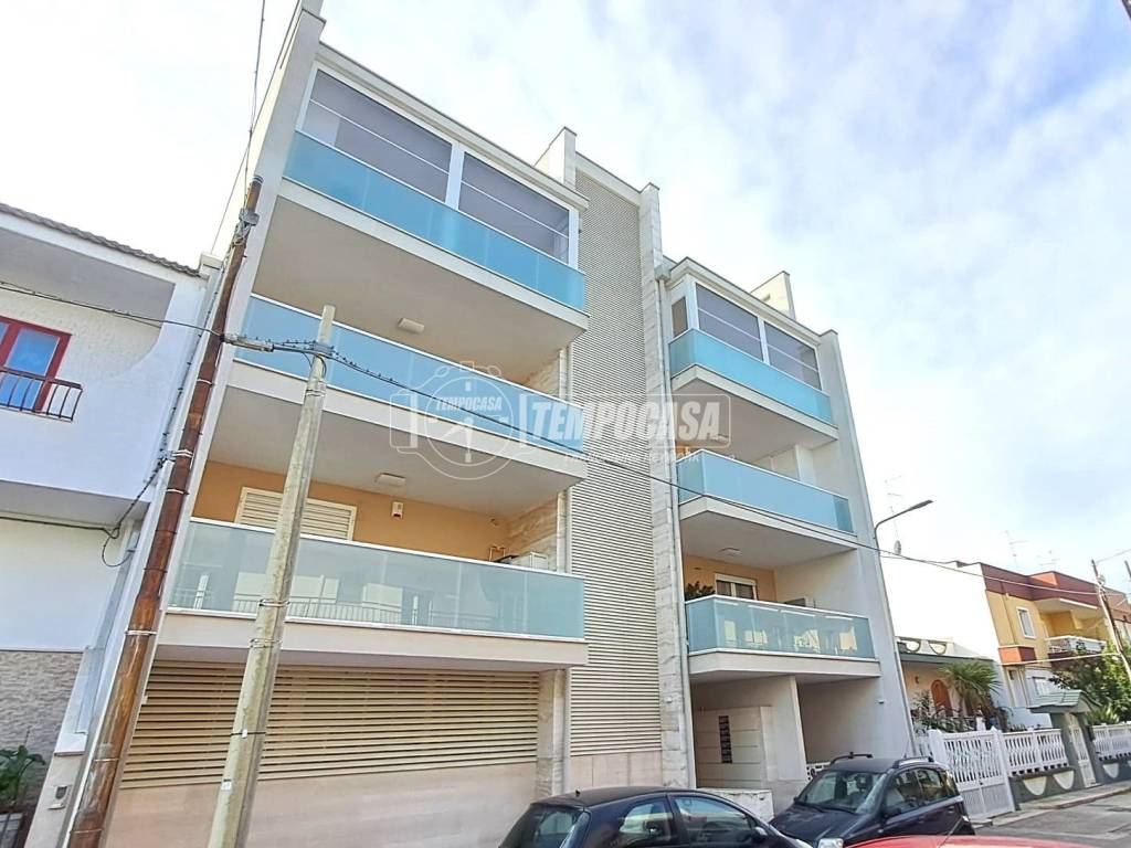 appartamento in vendita ad Adelfia