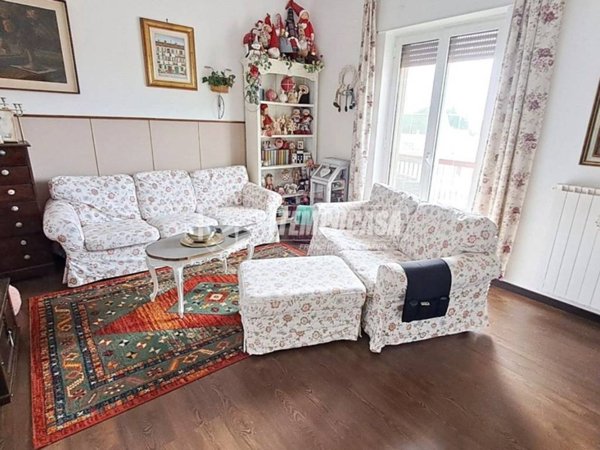 appartamento in vendita ad Adelfia