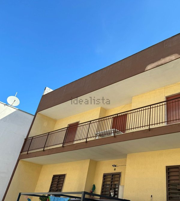 appartamento in vendita ad Adelfia in zona Canneto