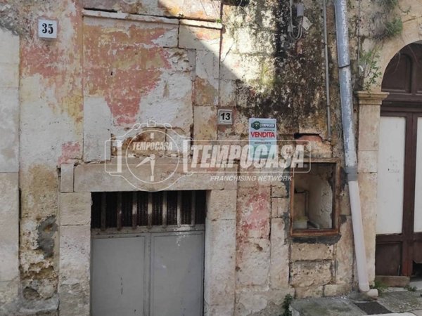 casa indipendente in vendita ad Adelfia