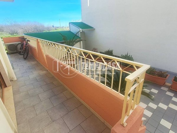 appartamento in vendita ad Adelfia in zona Canneto