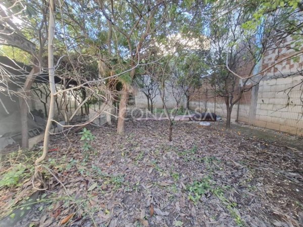 terreno edificabile in vendita ad Adelfia in zona Canneto