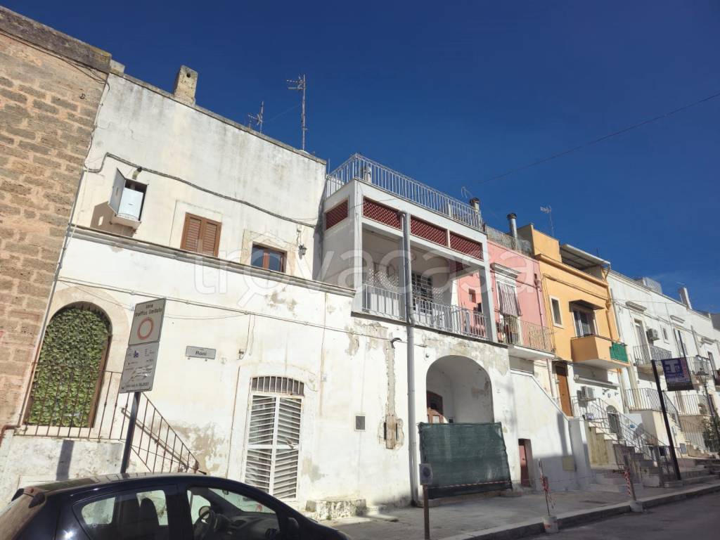 casa indipendente in vendita ad Adelfia