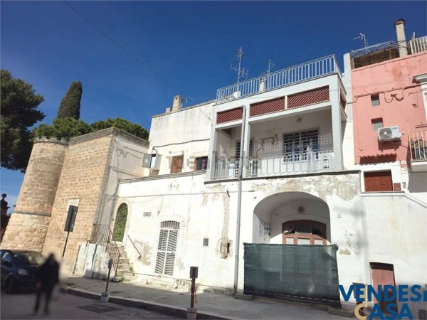 casa indipendente in vendita ad Adelfia