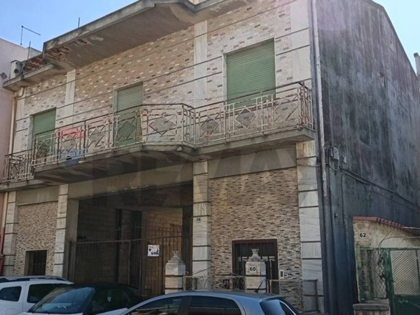 casa indipendente in vendita ad Adelfia