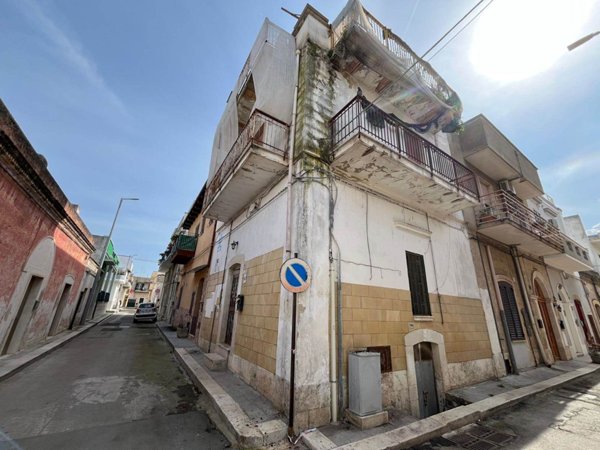 casa indipendente in vendita ad Adelfia