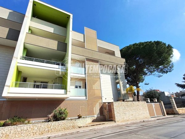 appartamento in vendita ad Adelfia