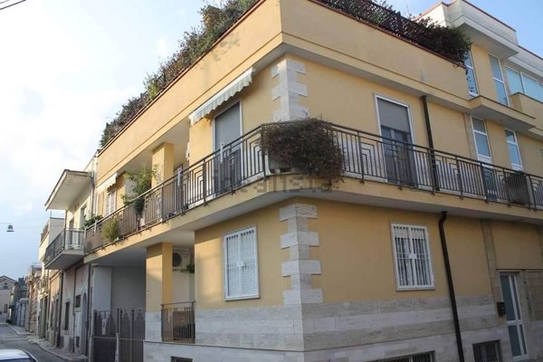 appartamento in vendita ad Adelfia