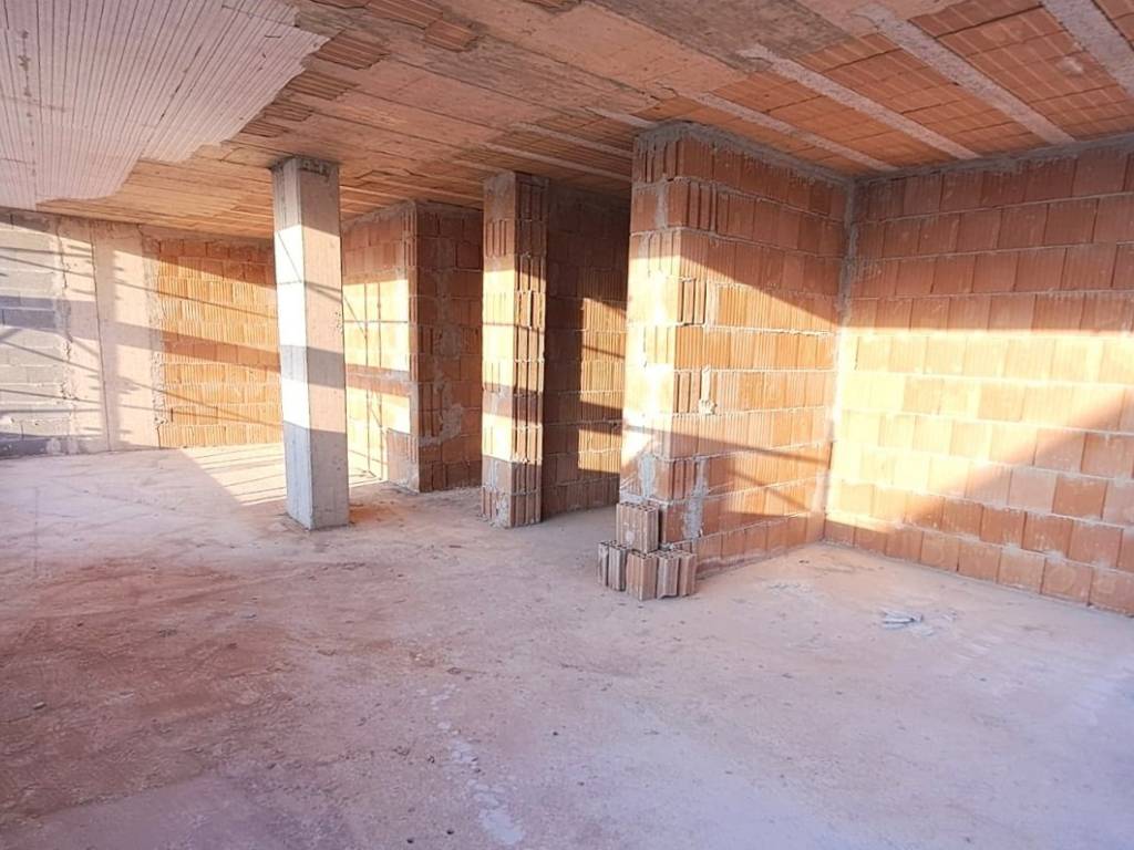 appartamento in vendita ad Adelfia in zona Canneto