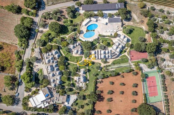 negozio in vendita ad Adelfia