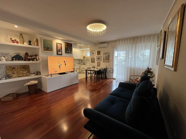 appartamento in vendita ad Adelfia