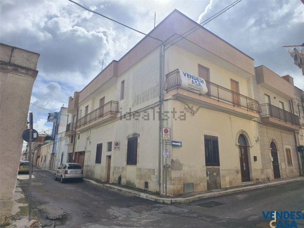 casa indipendente in vendita ad Adelfia