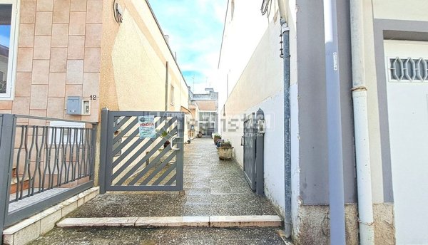casa indipendente in vendita ad Adelfia