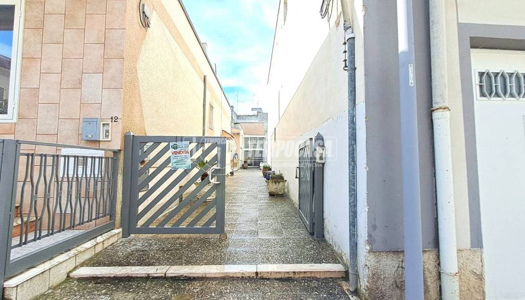 casa indipendente in vendita ad Adelfia