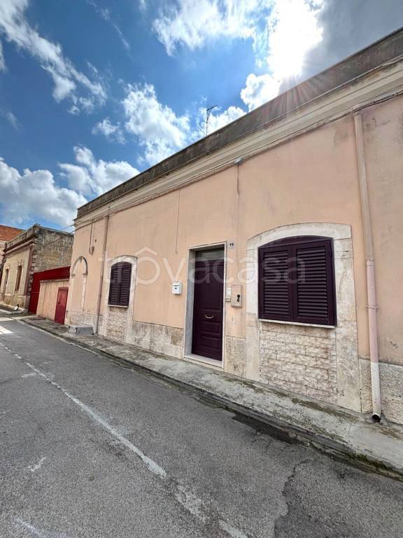 casa indipendente in vendita ad Adelfia