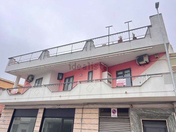 appartamento in vendita ad Adelfia in zona Canneto
