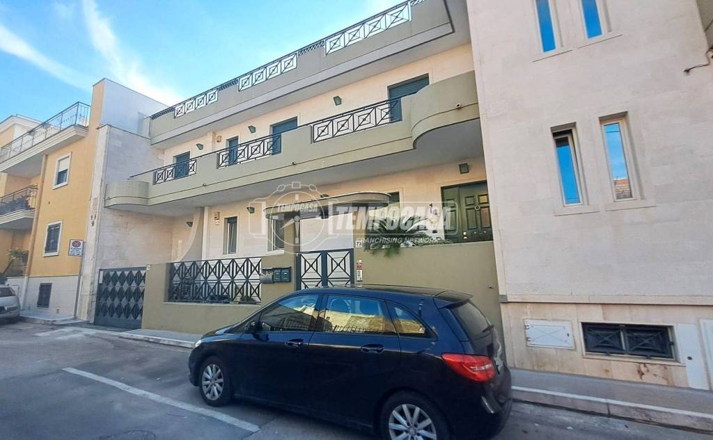 casa indipendente in vendita ad Adelfia