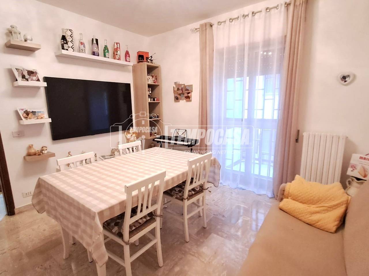 appartamento in vendita ad Adelfia