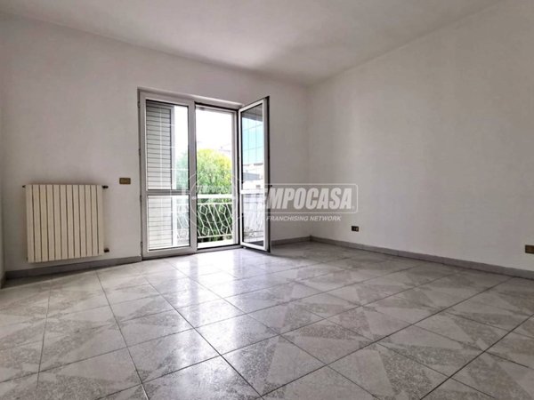 appartamento in vendita ad Adelfia