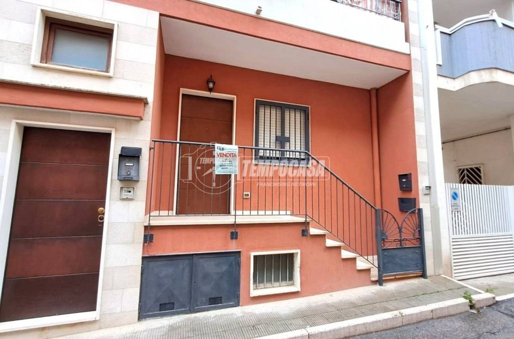 casa indipendente in vendita ad Adelfia