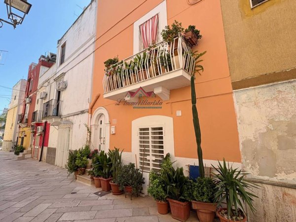 casa indipendente in vendita ad Adelfia