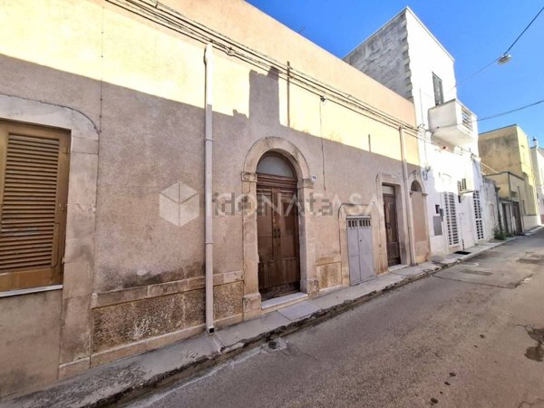 casa indipendente in vendita ad Adelfia