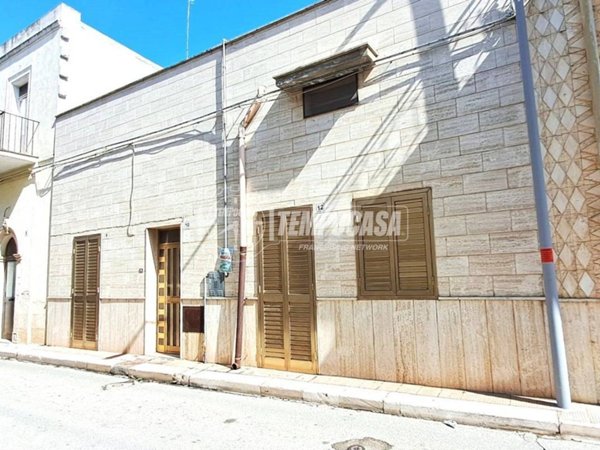 casa indipendente in vendita ad Adelfia