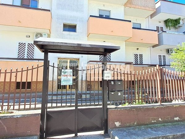 appartamento in vendita ad Adelfia in zona Canneto