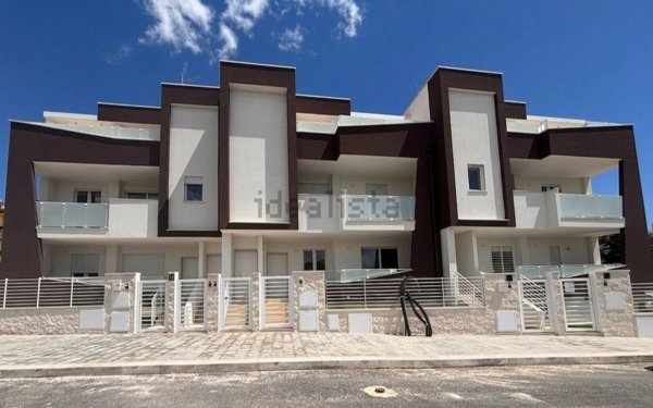 appartamento in vendita ad Adelfia