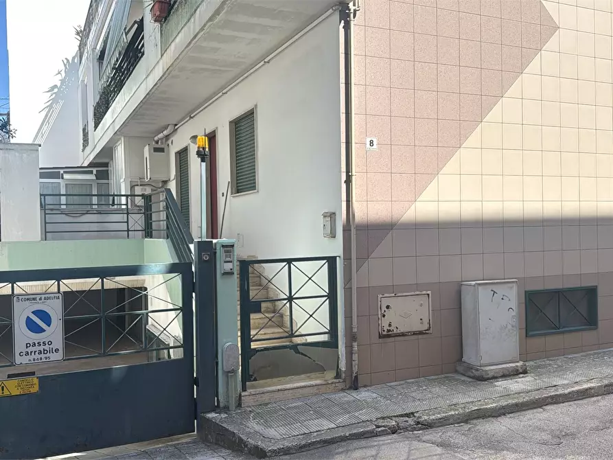 appartamento in vendita ad Adelfia