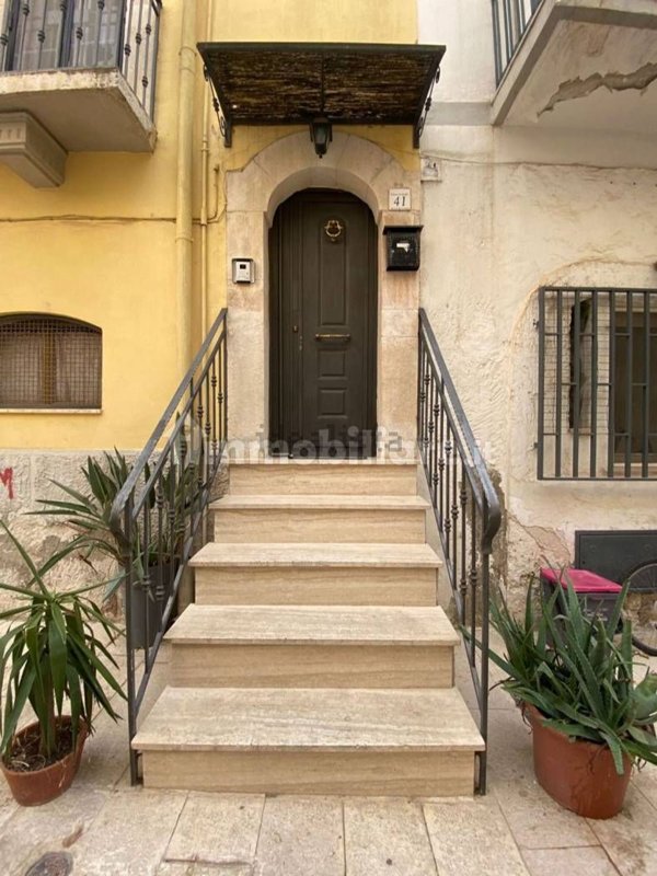appartamento in vendita ad Adelfia