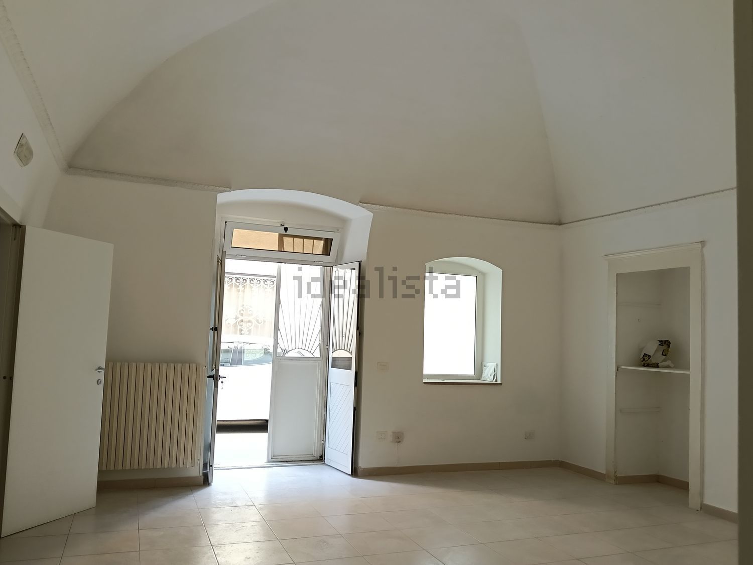 casa indipendente in vendita ad Adelfia in zona Canneto