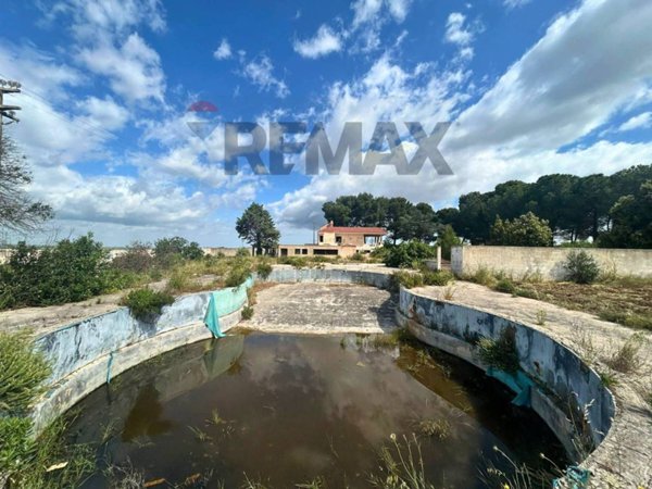 casale in vendita ad Adelfia in zona Canneto