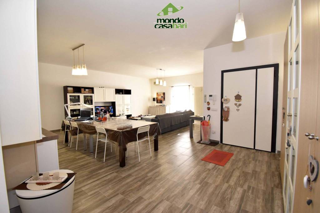 casa indipendente in vendita ad Adelfia in zona Canneto