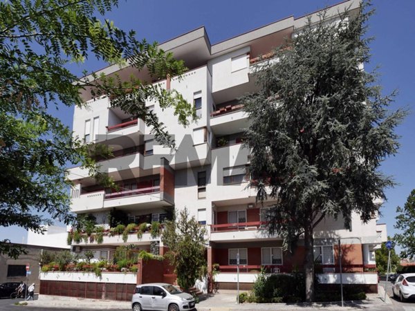 appartamento in vendita ad Adelfia in zona Canneto