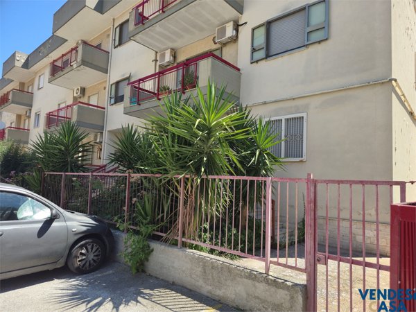 appartamento in vendita ad Adelfia in zona Canneto