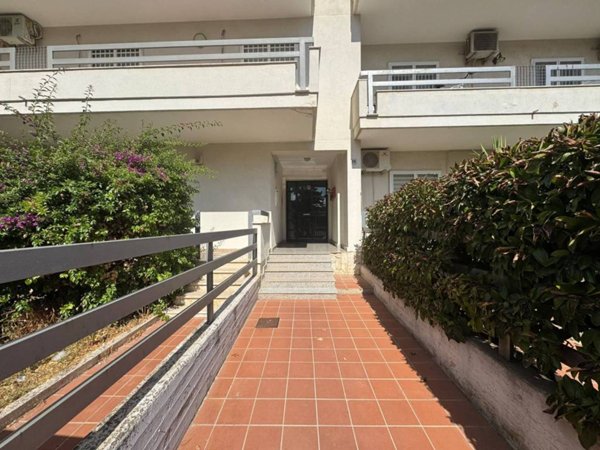 appartamento in vendita ad Adelfia in zona Canneto