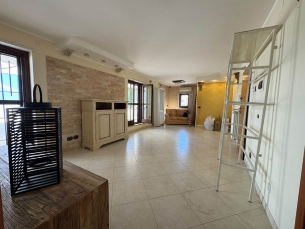appartamento in vendita ad Adelfia in zona Canneto