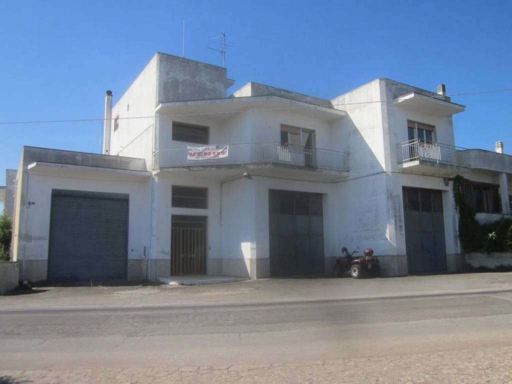 intera palazzina in vendita ad Alberobello