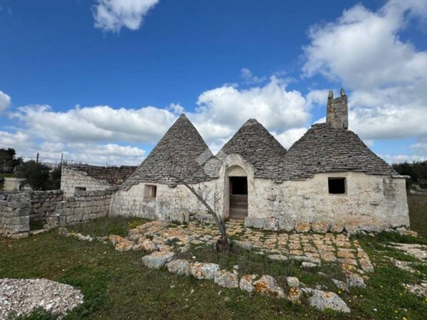 casa indipendente in vendita ad Alberobello