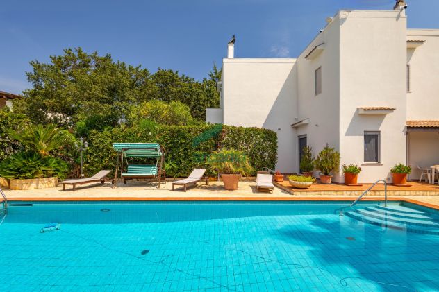 casa indipendente in vendita ad Alberobello